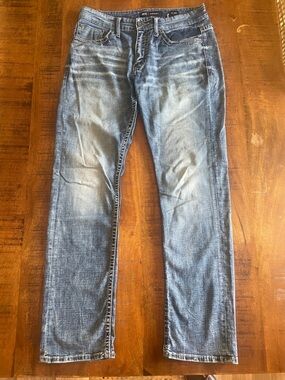 BKE Men's Jake Straight Jeans in Faded Blue Wash